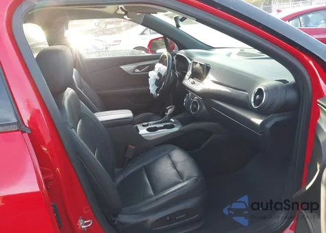 2020 Chevrolet Blazer Awd 3Lt from USA, damaged, VIN 3GNKBJRS8LS602419